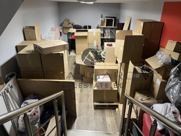 ТЪРГОВСКО ПОМЕЩЕНИЕ / ТОП ЛОКАЦИЯ