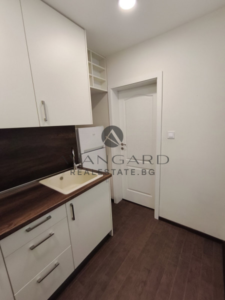 ТОП ЛОКАЦИЯ! ДВУСТАЕН ОБЗАВЕДЕН/ ВМИ