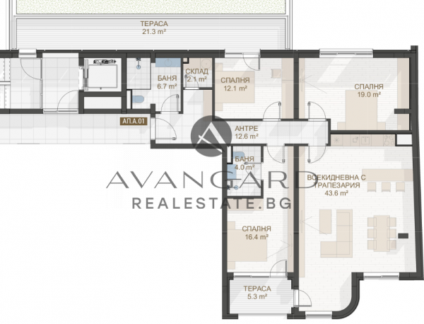Four -bedroom apartment in a new luxury building/ central station