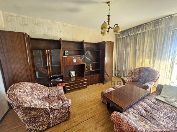 Тристаен м-н Детски свят