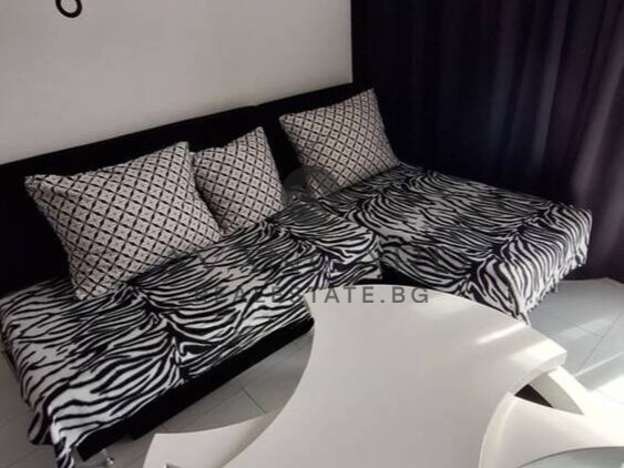 Двустаен обзаведен / Смирненски