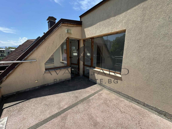 Two bedroom apartment with Act 16! Marasha!