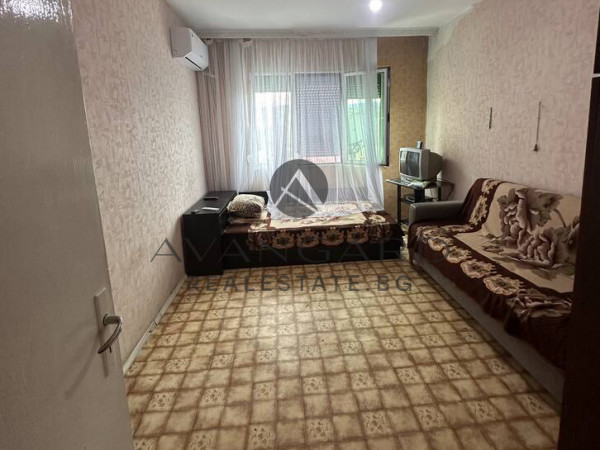 ДВУСТАЕН АПАРТАМЕНТ! ИЗГРЕВ!