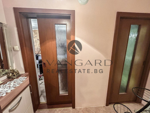 Two-room monolith Kamenitsa 2