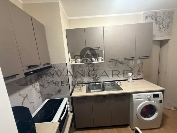 ДВУСТАЕН С РЕАЛНА КВАДРАТУРА ХРИСТО СМИРНЕНСКИ !!!