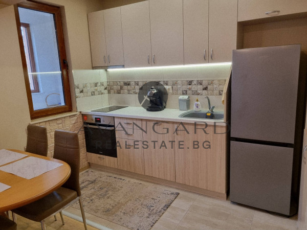 Двустаен до р-т Хитър Петър