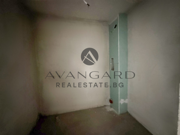 Двустаен с Паркомясто