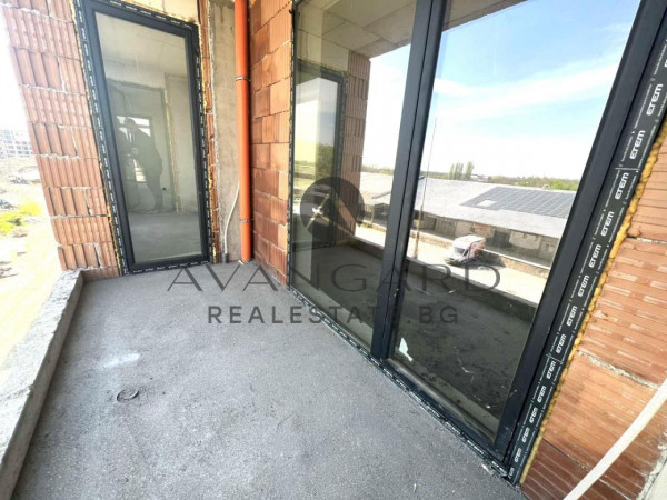 АКТ 14! ПРОСТОРЕН ТРИСТАЕН