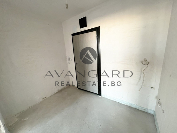 ACT 16! TWO-ROOM APARTMENT