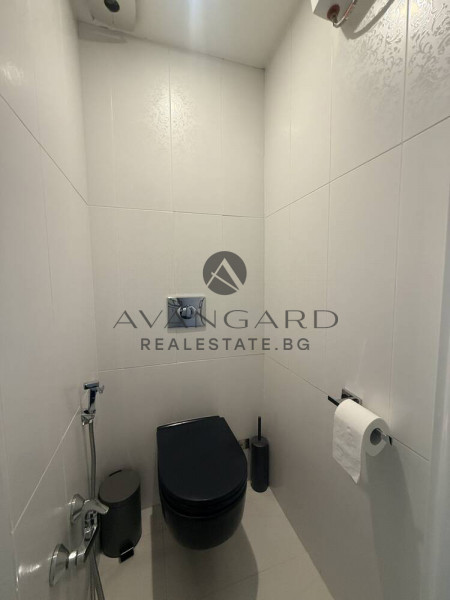 TOP LOCATION !!! THREE-ROOM APARTMENT NEAR H-L LENINGRAD !!! KARSHIYAKA !!! FREE PARKING!!!