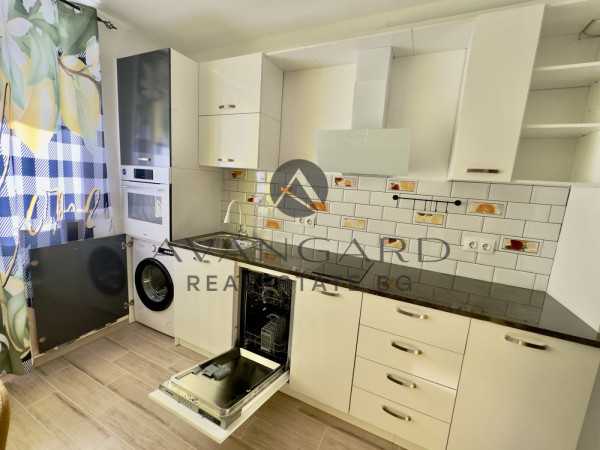 Обзаведен двустаен Коматевско шосе