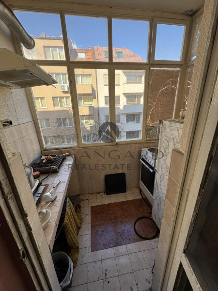 ТОП ЛОКАЦИЯ !!! ПРОСТОРЕН ТРИСТАЕН !!! РЕАЛНА КВАДРАТУРА !!! КЮЧУК ПАРИЖ !!!