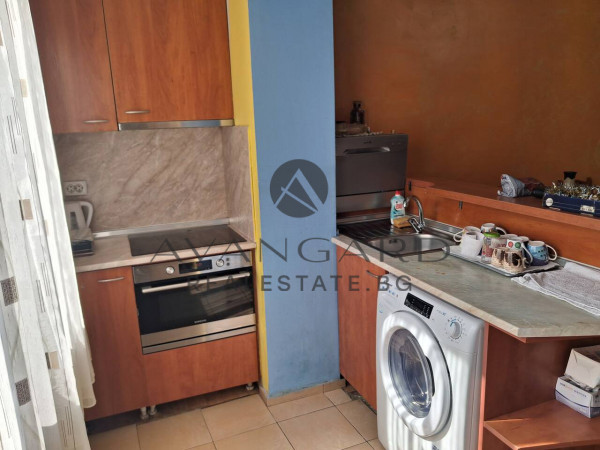 Тристаен р-т Хитър Петър