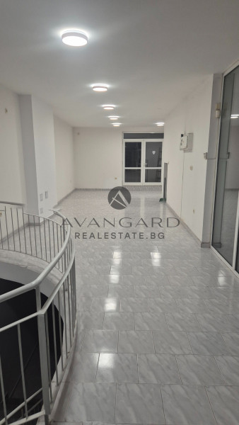 ТОП ЛОКАЦИЯ !!! ПРОСТОРЕН МАГАЗИН !!! ПАНАИРА !!!