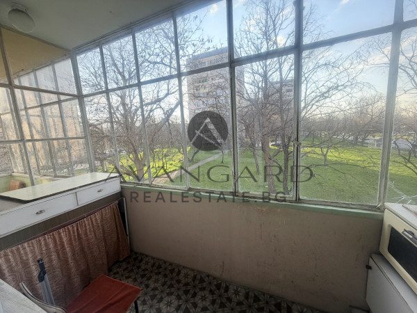 ТРИСТАЕН АПАРТАМЕНТ С РЕАЛНА КВАДРАТУРА / МАРАША