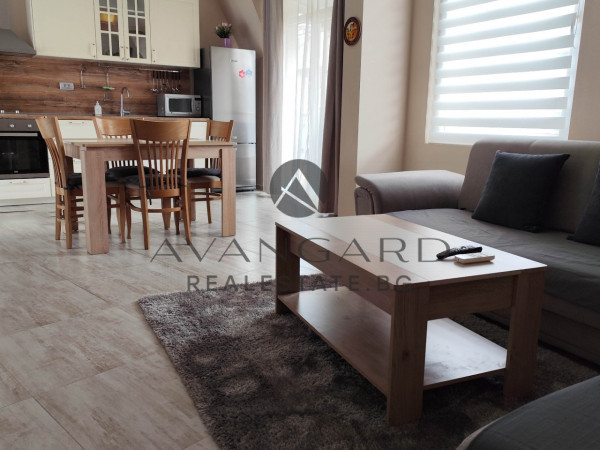 TWO BEDROOM FURNISHED! CENTER!