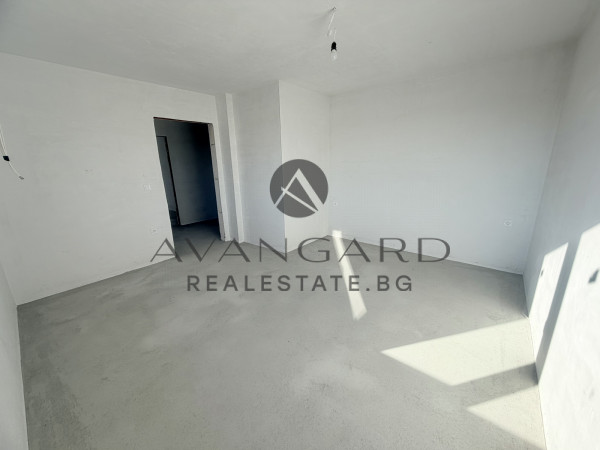 САМОСТОЯТЕЛНА КЪЩА В ЗЛАТИТРАП С АКТ 16