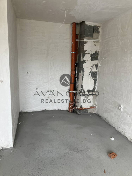 АКТ 14! Двустаен апартамент ОСТРОМИЛА