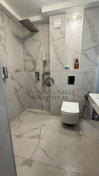 Луксозен двустаен / Кършияка