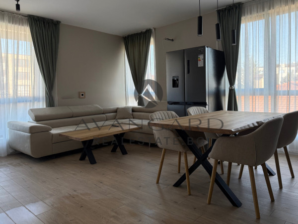 Двустаен луксозен / Остромила