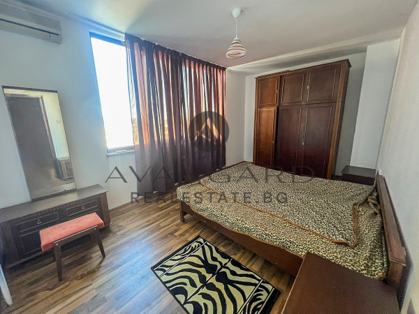 Two -bedroom apartment next to Tsveta Petka