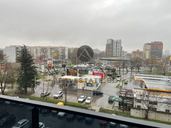 ЦЕНТЪР ИЗТОК !!! ЛУКСОЗЕН ДВУСТАЕН АПАРТАМЕНТ !!!