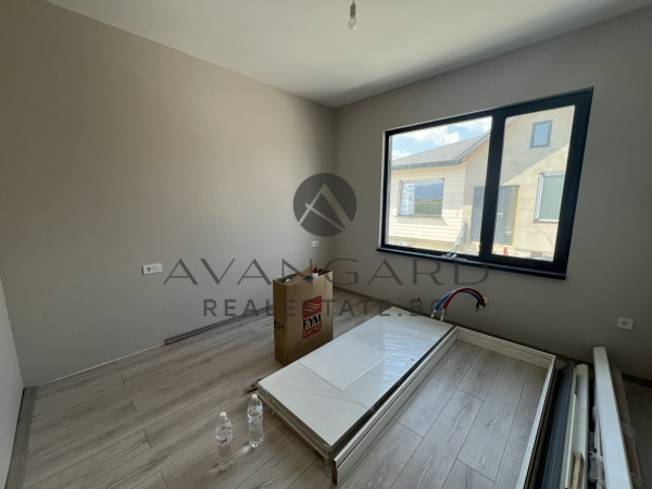 DETACHED SINGLE-STOREY HOUSE WITH YARD / Orizari village