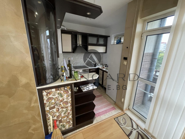 Two -bedroom apartment in the heart of Kyuchuk Paris !!!