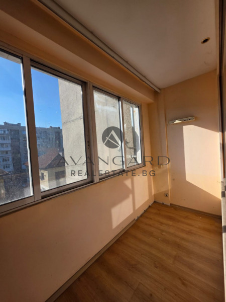 Двустаен РЕАЛНА КВАДРАТУРА