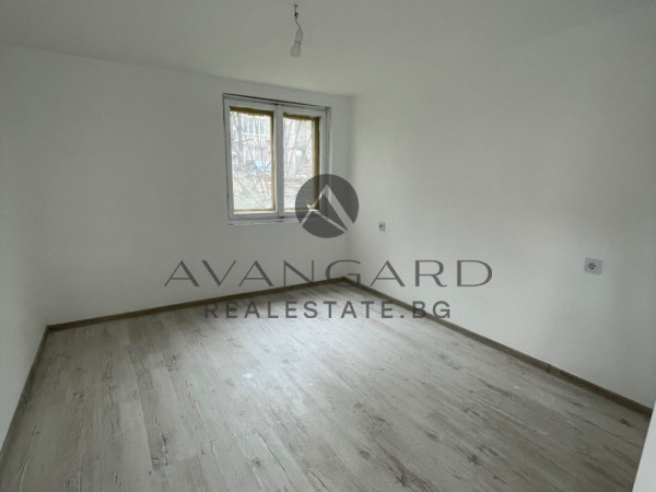 ОФИС ДО ТРИМОНЦИУМ