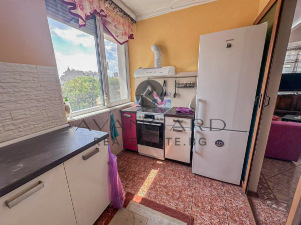 TOP LOCATION / THREE-BEDROOM APARTMENT / FURNISHED / KARSHAIYAKA