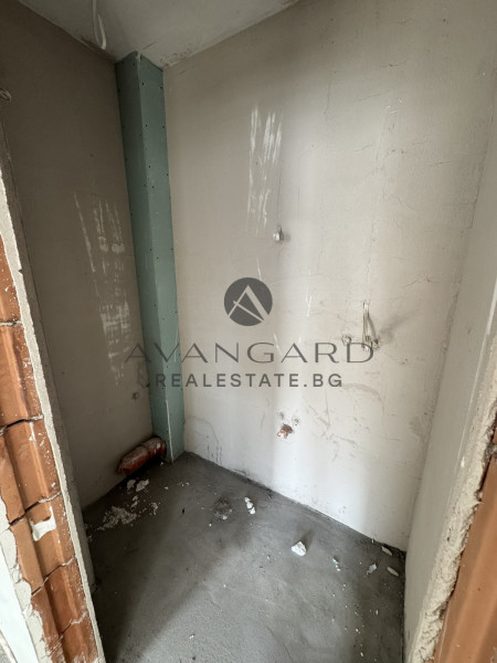 ACT 15 !!! THREE-ROOM APARTMENT!!! CENTER EAST !!!