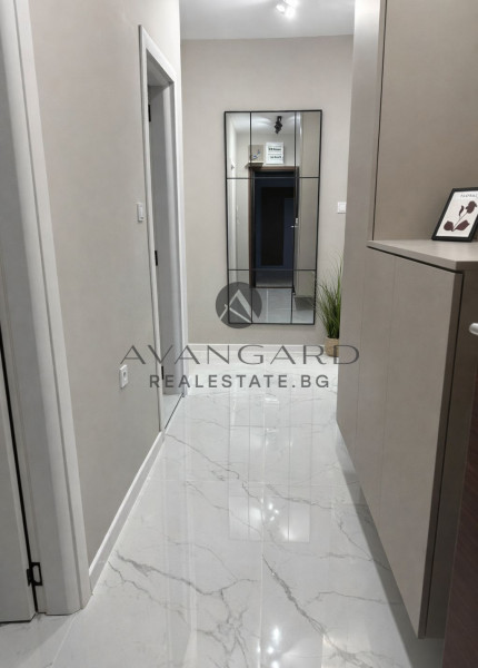 THREE-ROOM/FURNISHED/THRACIA