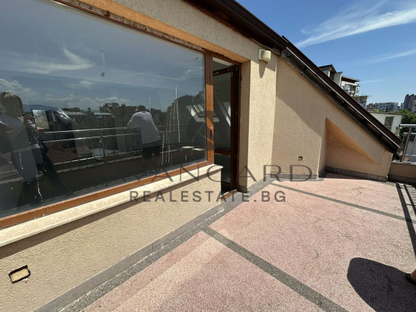 Two bedroom apartment with Act 16! Marasha!