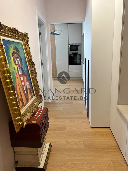 Furnished three-room apartment / Ostromila