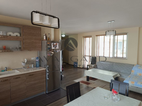 Spacious two -bedroom with garage / cushion