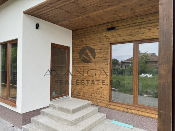 A private house with a yard! Tzalapitsa village!