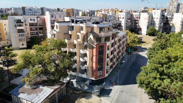 Two -bedroom apartment