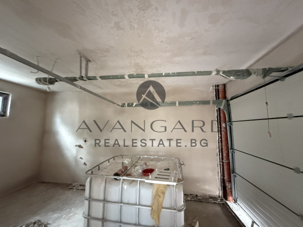 Separate two -storey house / Belomorski