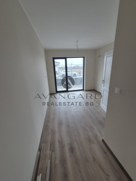 TWO BEDROOM WITH COURTYARD SMALL BOUTIQUE BUILDING