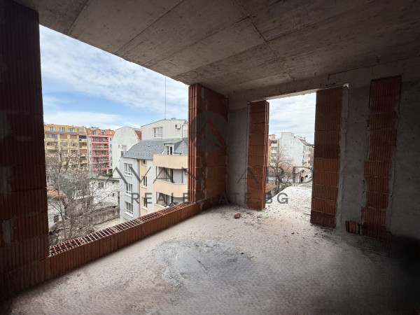 ТРИСТАЕН АПАРТАМЕНТ С АКТ14! КЮЧУК ПАРИЖ!