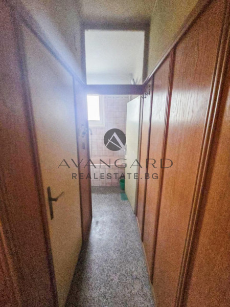 WITH A KEY! THREE-ROOM WITH FOUR SEPARATE ROOMS/ CASPELA