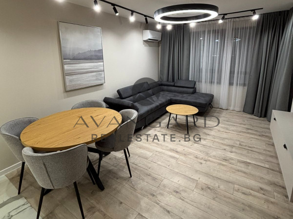 ЧЕТИРИСТАЕН/ТРАКИЯ/ОБЗАВЕДЕН