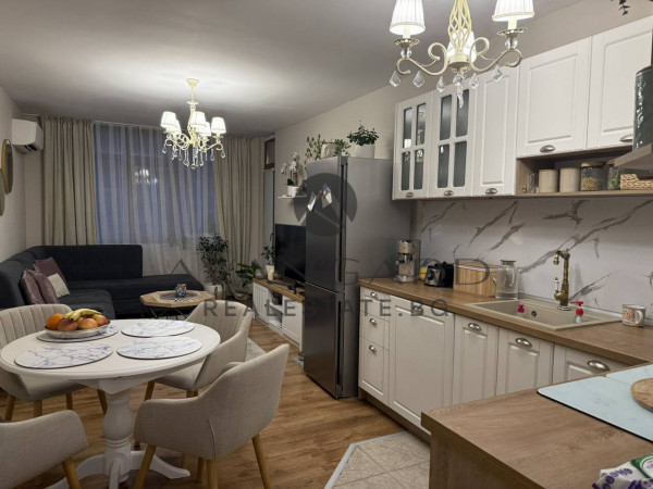 ТРИСТАЕН ОБЗАВЕДЕН АПАРТАМЕНТ! КЮЧУК ПАРИЖ!