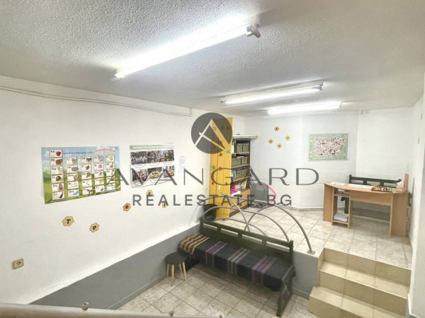 ТОП ЛОКАЦИЯ! ТЪРГОВСКО ПОМЕЩЕНИЕ