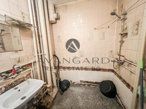 ТРИСТАЕН РЕАЛНА КВАДРАТУРА / ТРАКИЯ