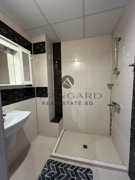 Exclusive! Dotted two -bedroom apartment