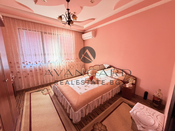 THREE-BEDROOM APARTMENT WITH FOUR SEPARATE ROOMS