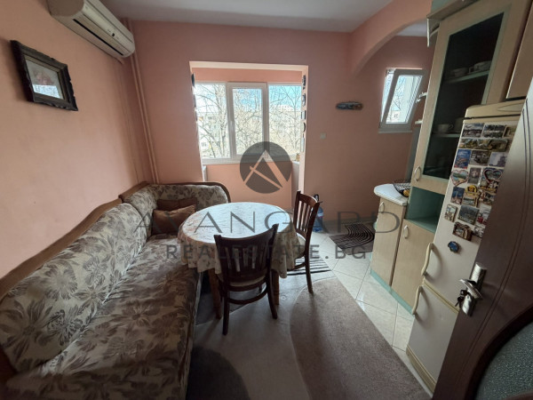 САНИРАН ТРИСТАЕН САНИ