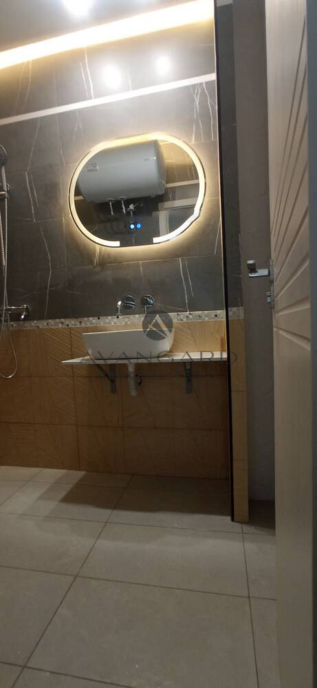 ДВУСТАЕН ОБЗАВЕДЕН! КЮЧУК ПАРИЖ!